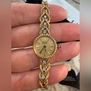 Solid 14K and Natural Diamond Vintage Geneve Watch